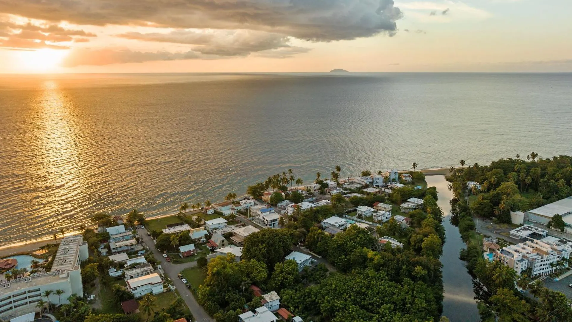 Casa Loba Luxe Unit 3 With Private Pool Apartment Rincon 0*,  Puerto Rico